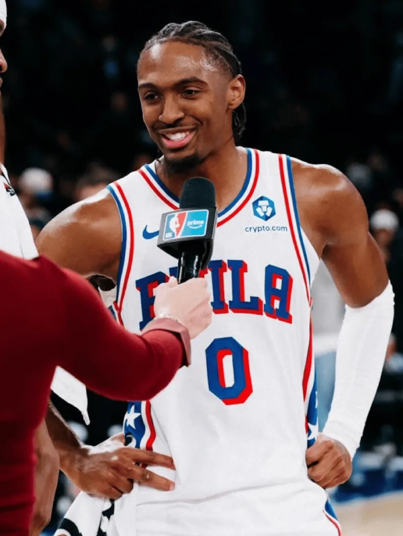 B体育-火力全开！马克西近8战场均31.8分4.8篮板6.0助攻2.1抢断