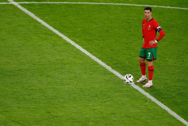 B体育官网-点球大战 圣迪奥戈不如迈尼昂 马丁内斯错错错！