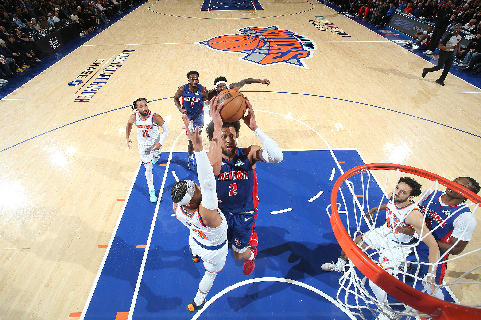 B体育-坎宁安42+13布伦森33+8 活塞轻取尼克斯4连胜