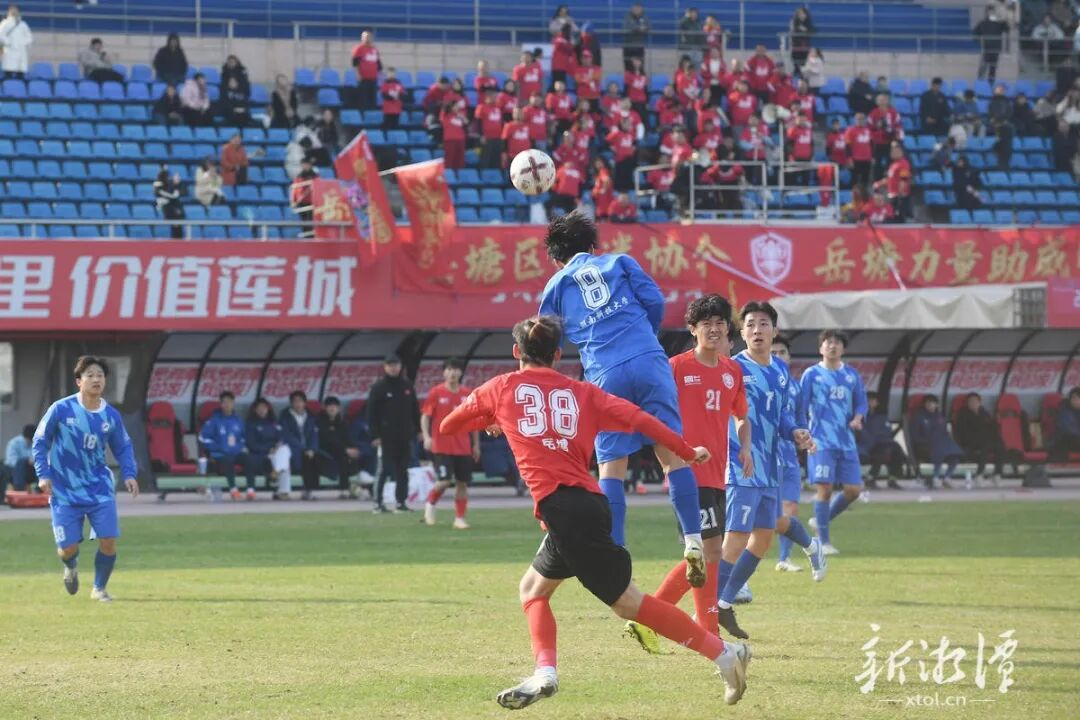 B体育-湘潭市“贺岁杯”足球赛决赛定档2月8日